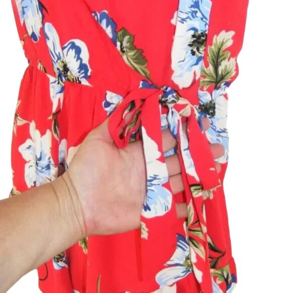 XHILARATION Romper, M, Spag Straps, Faux Wrap, Red Floral, Pockets - Picture 7 of 10